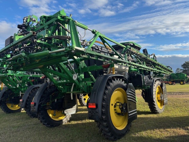 2025 John Deere 410R Image 8