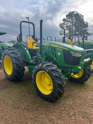 2025 John Deere 5075E Photo 1