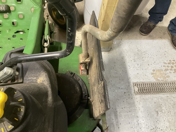 Photo of 2022 John Deere Z950R