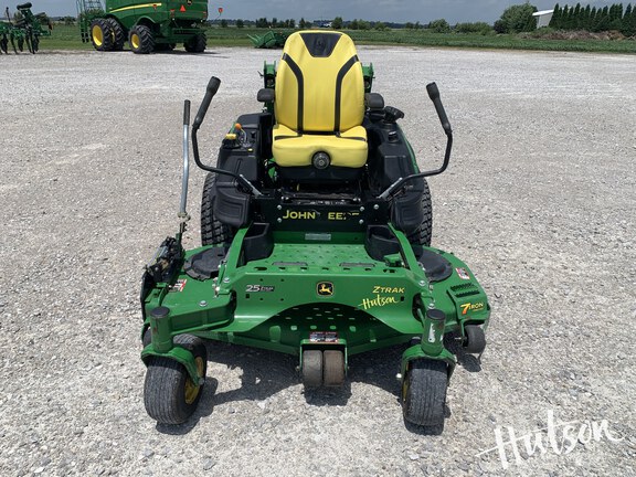 Photo of 2022 John Deere Z950R