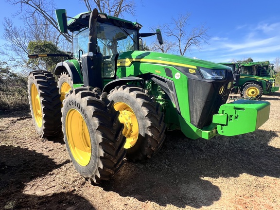 2025 John Deere 8R 340 Photo 6