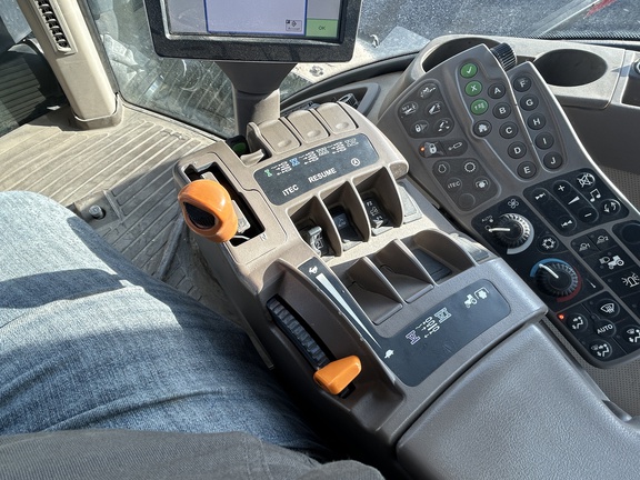 Photo of 2013 John Deere 9410R