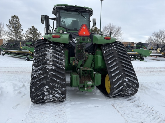 Used 2025 John Deere 9R 590 Track Tractors at Horizon Ag & Turf in Edmonton West, AB - Photo3