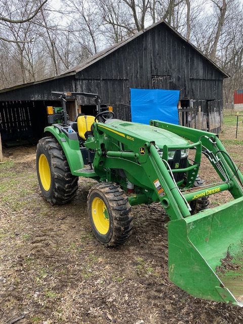 2022 John Deere 4052M