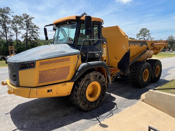 2020 John Deere 260E-5