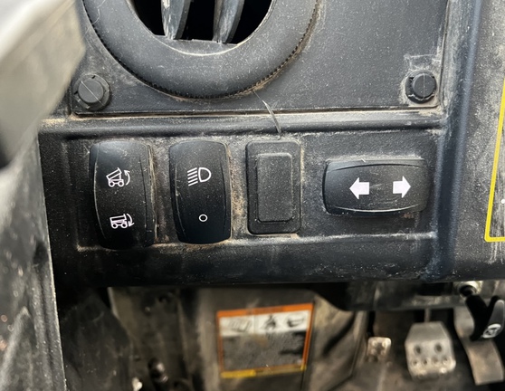 2019 John Deere XUV 835M - Photo6