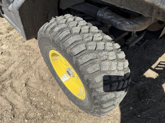2019 John Deere XUV 835M - Photo14