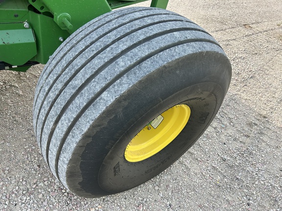 2024 John Deere 561R (7th thumbnail)