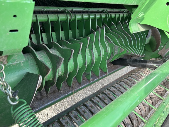 2024 John Deere 561R (8th thumbnail)