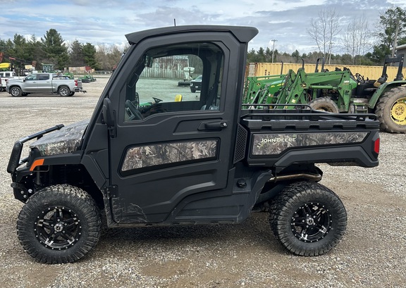 Photo of 2025 John Deere XUV 845R Premium Cab