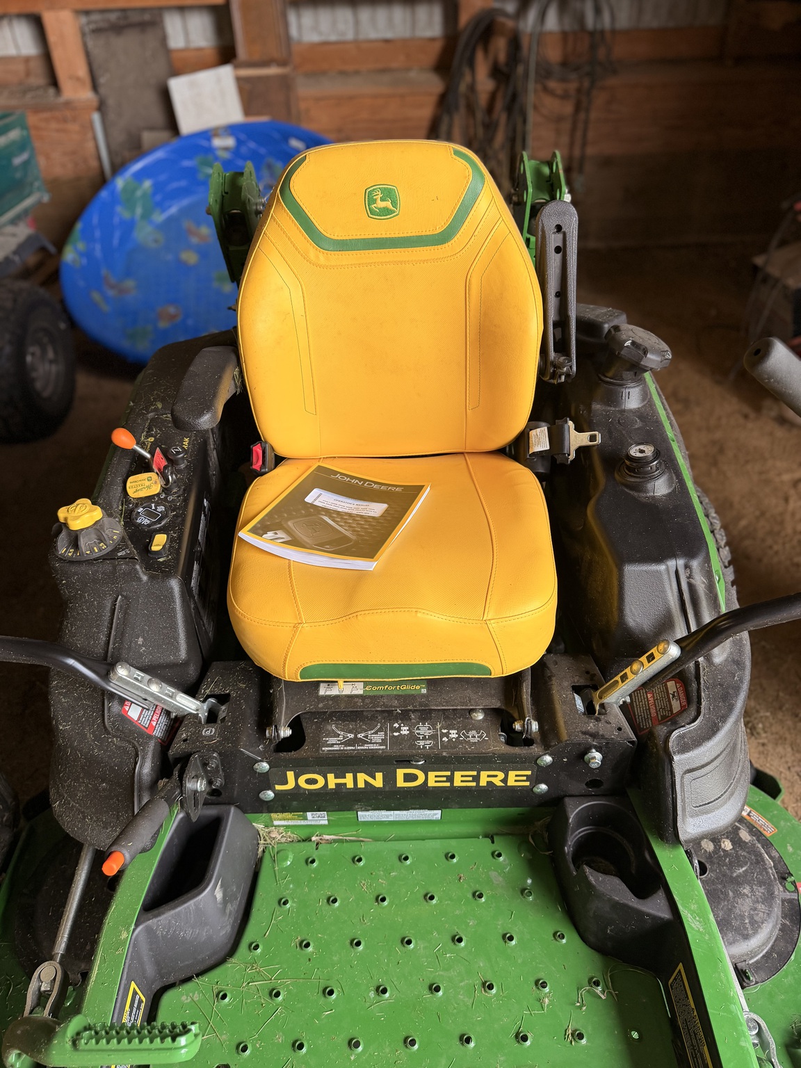  2025 John Deere Z930M at Heritage Tractor in Bloomington, IL