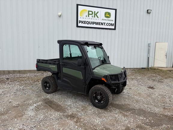 John Deere XUV 845M HVAC Cab