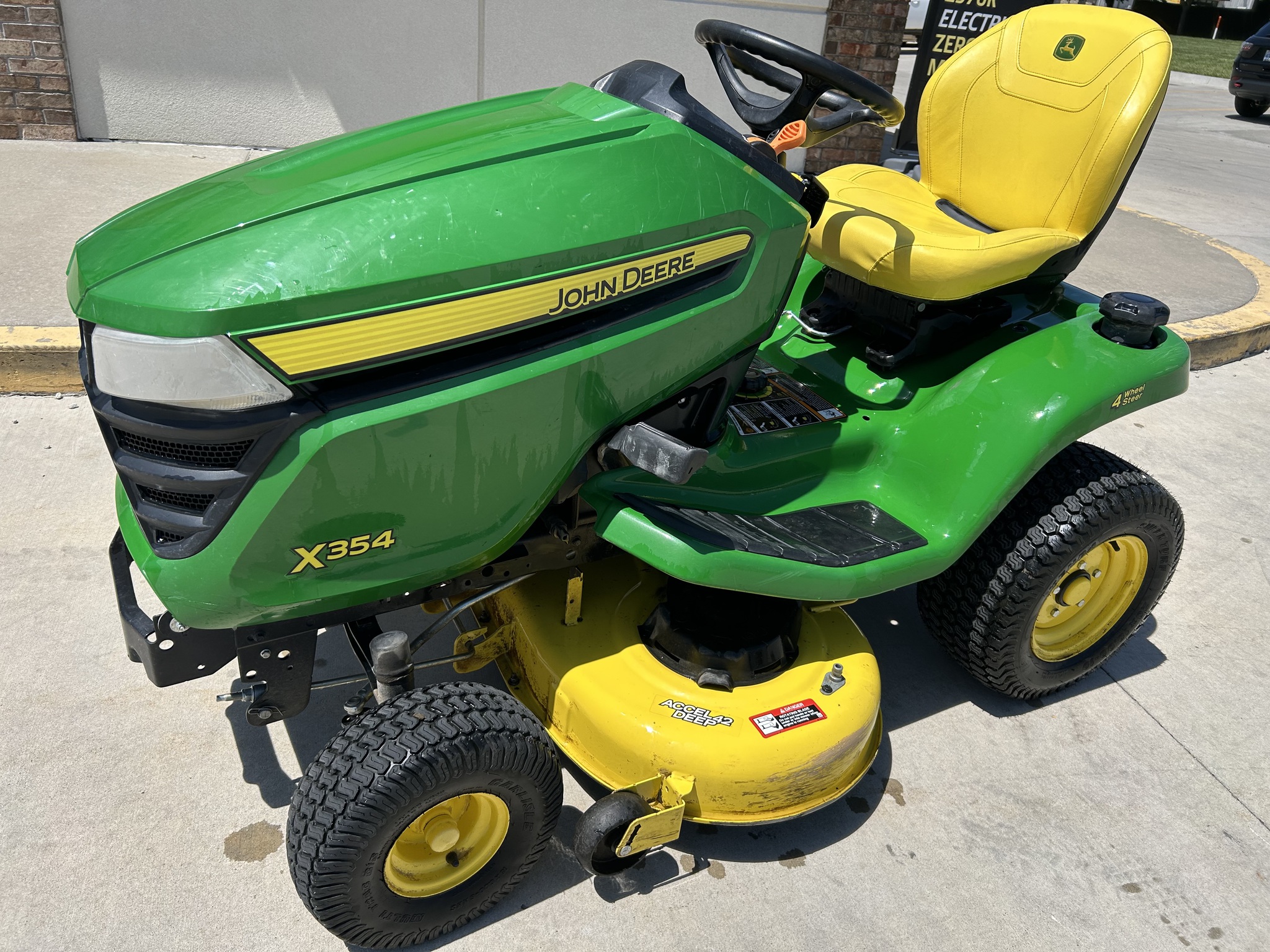  2021 John Deere X354 at Heritage Tractor in Olathe, KS