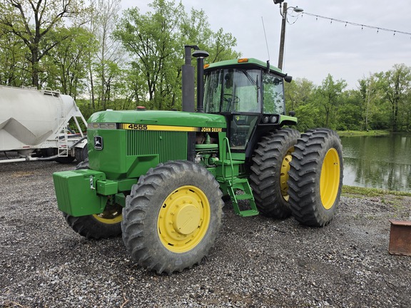 1991 John-Deere 4555