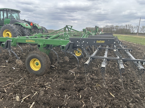 2022 John Deere 2230LL - Photo1