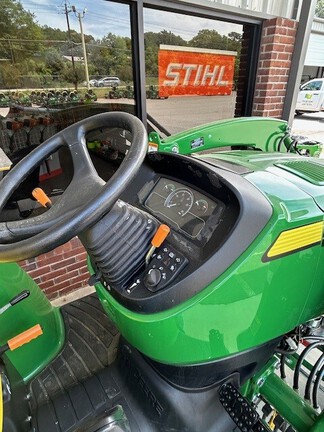 2025 John Deere 3033R-3