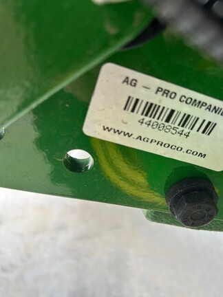2025 John Deere 3033R-5