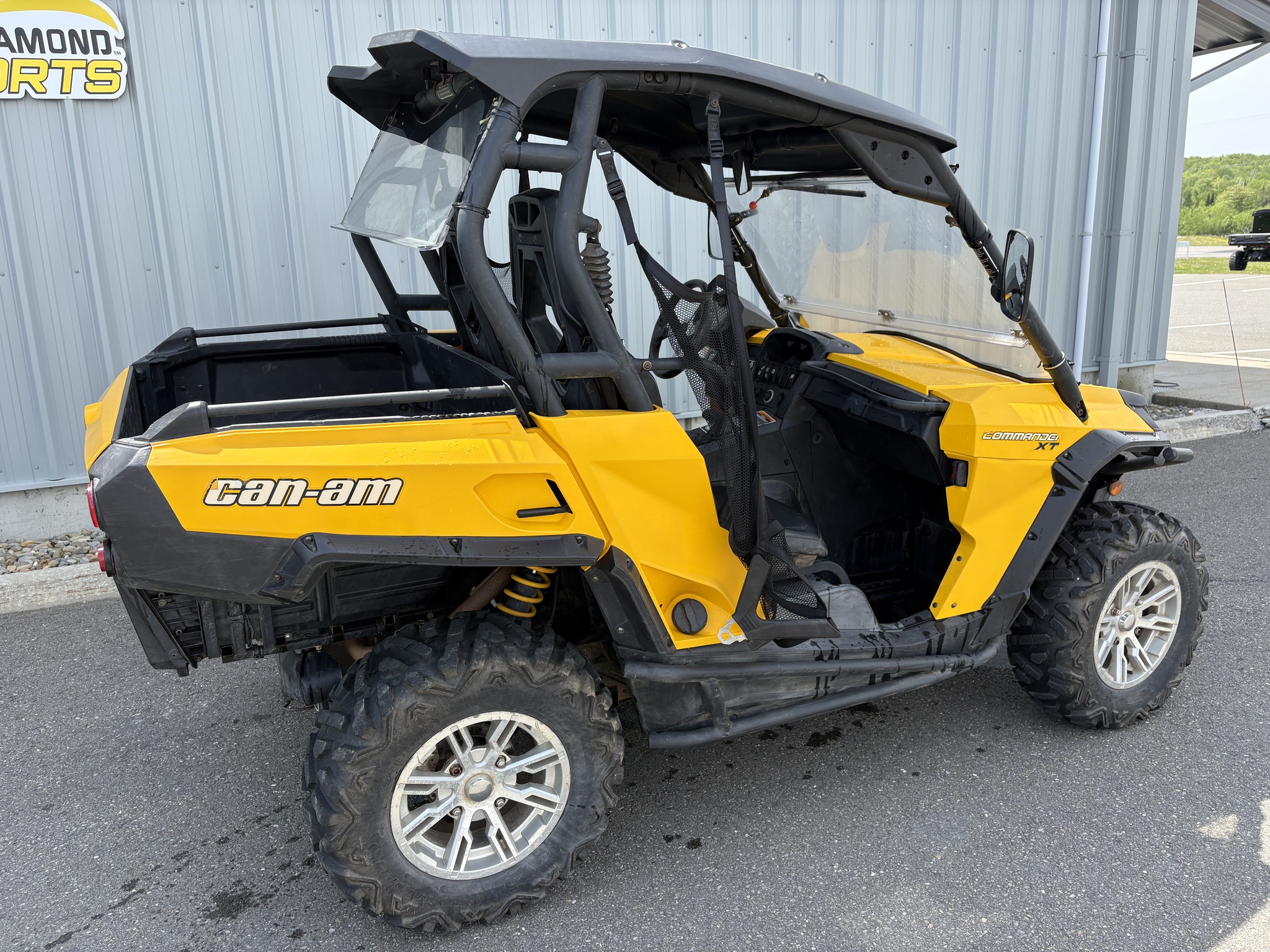 2012 Can-Am Commander 1000XT Image 2