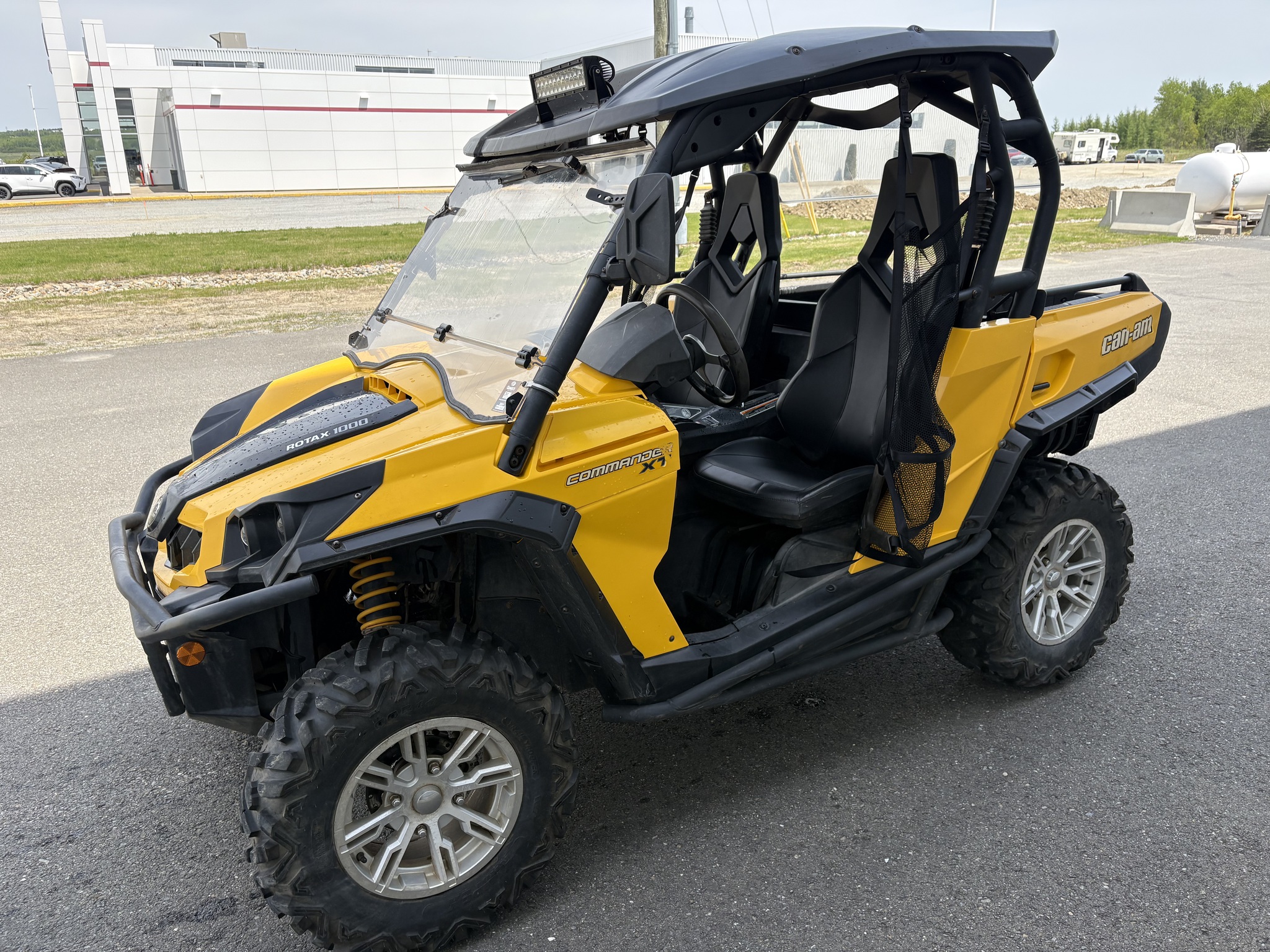 2012 Can-Am Commander 1000XT Image 1