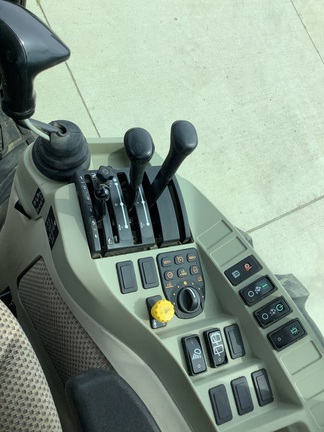 Photo of 2019 John Deere 4066R