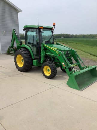 Photo of 2019 John Deere 4066R