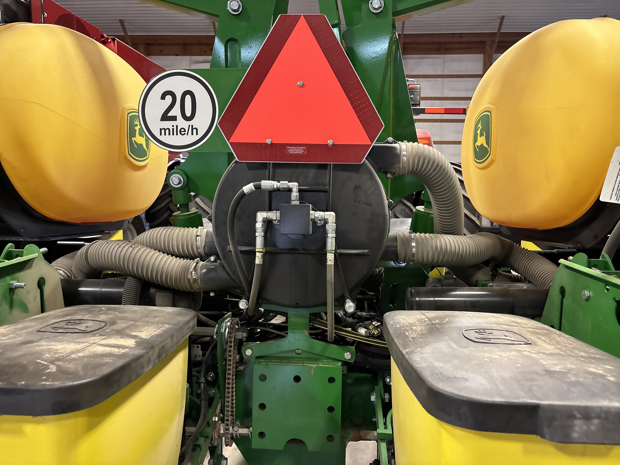 Used 2025 John Deere 1765 Planters: Drawn at Koenig Equipment in Anna, OH - PhotoXL12