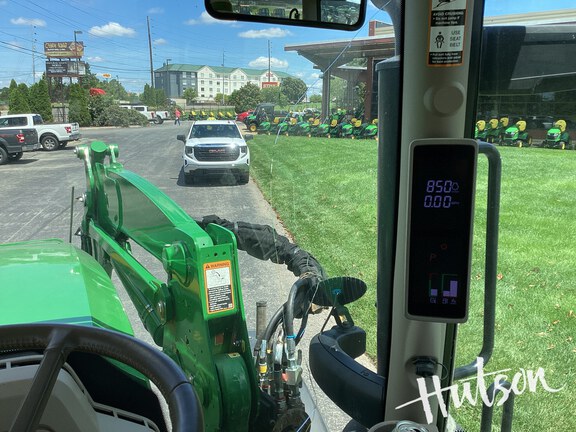 Photo of 2023 John Deere 6R 155