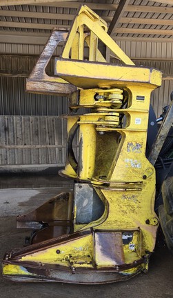 2024 John Deere 843L