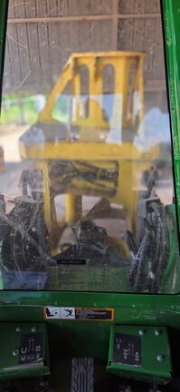 2024 John Deere 843L