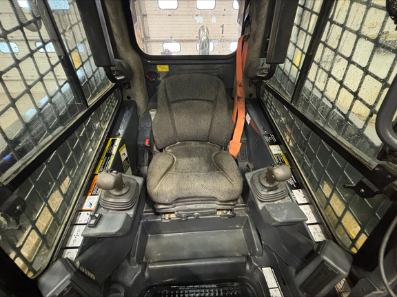 2018 John Deere 333G