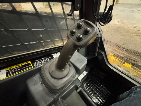 2018 John Deere 333G