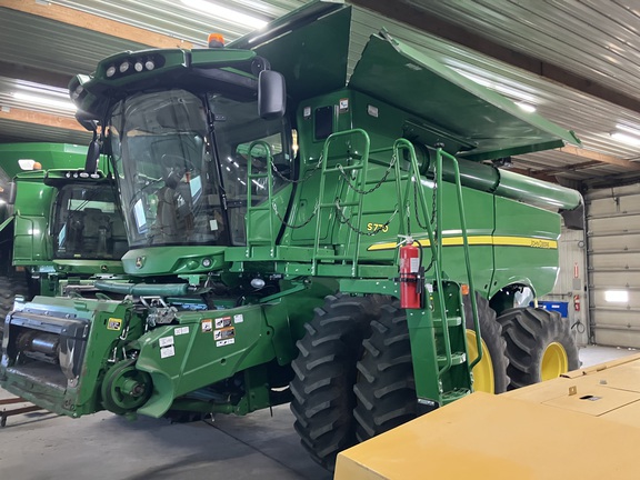  John Deere S770