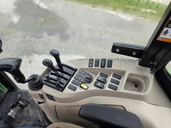 2022 John-Deere 4066R