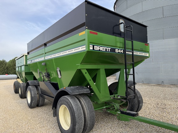 2002 Brent 644 - Photo5