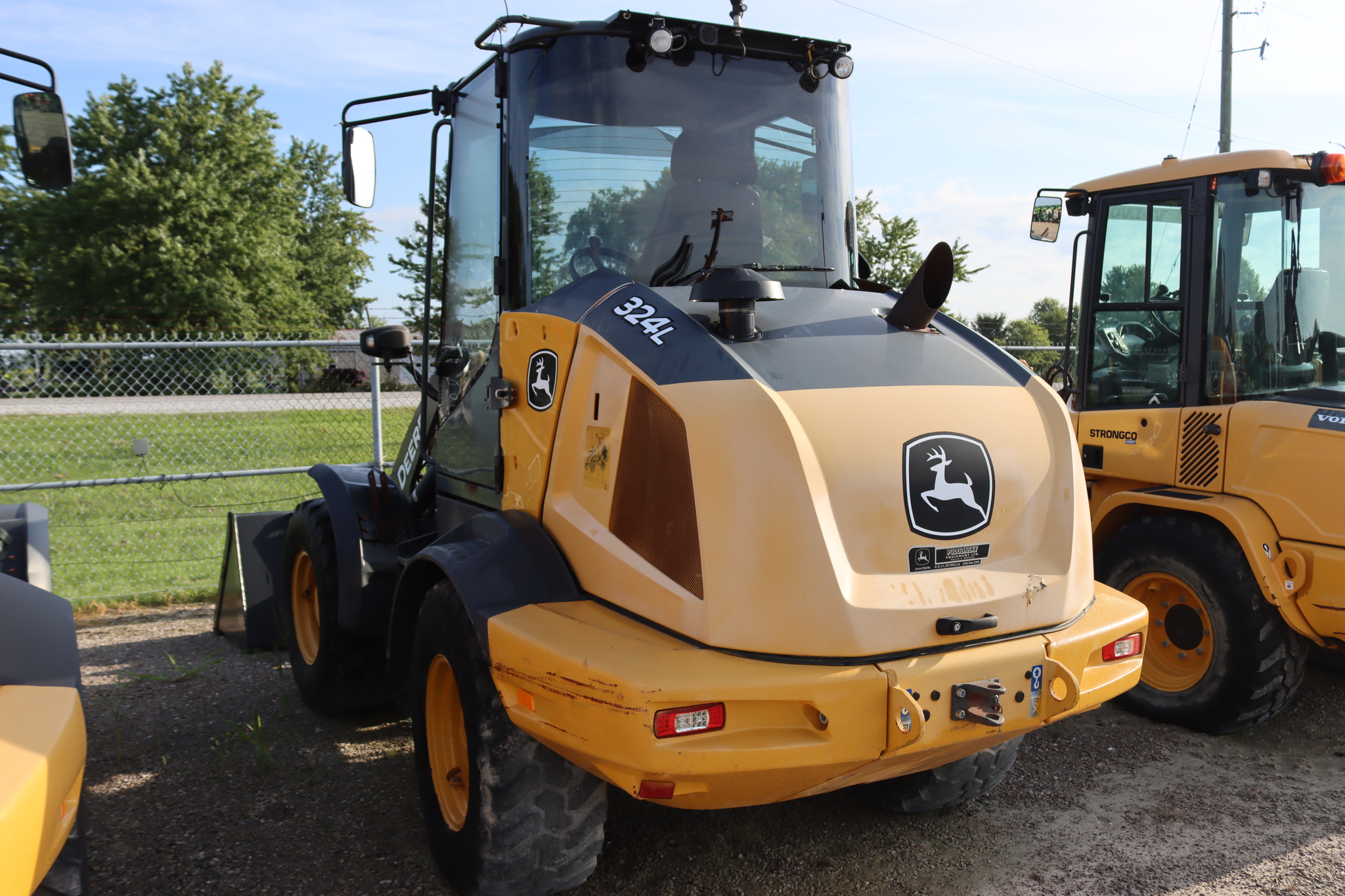 2021 John Deere 324L Compact Loaders