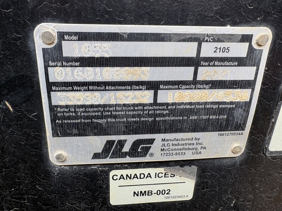 2021 JLG 1055
