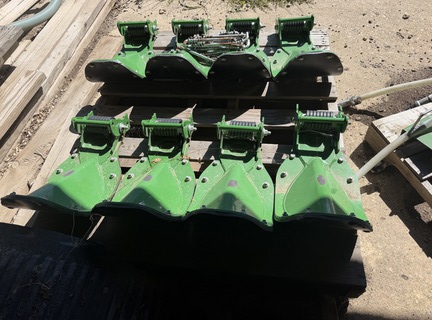 2024 John Deere C8R - Photo14