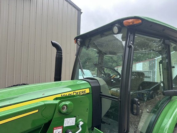 Photo of 2022 John Deere 5100E