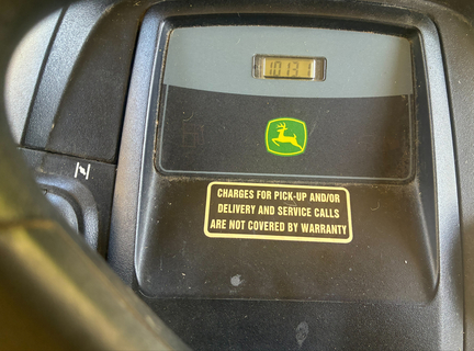Used 2013 John Deere X300 Lawn & Garden Tractors at Koenig Equipment in Lebanon, OH - Photo8