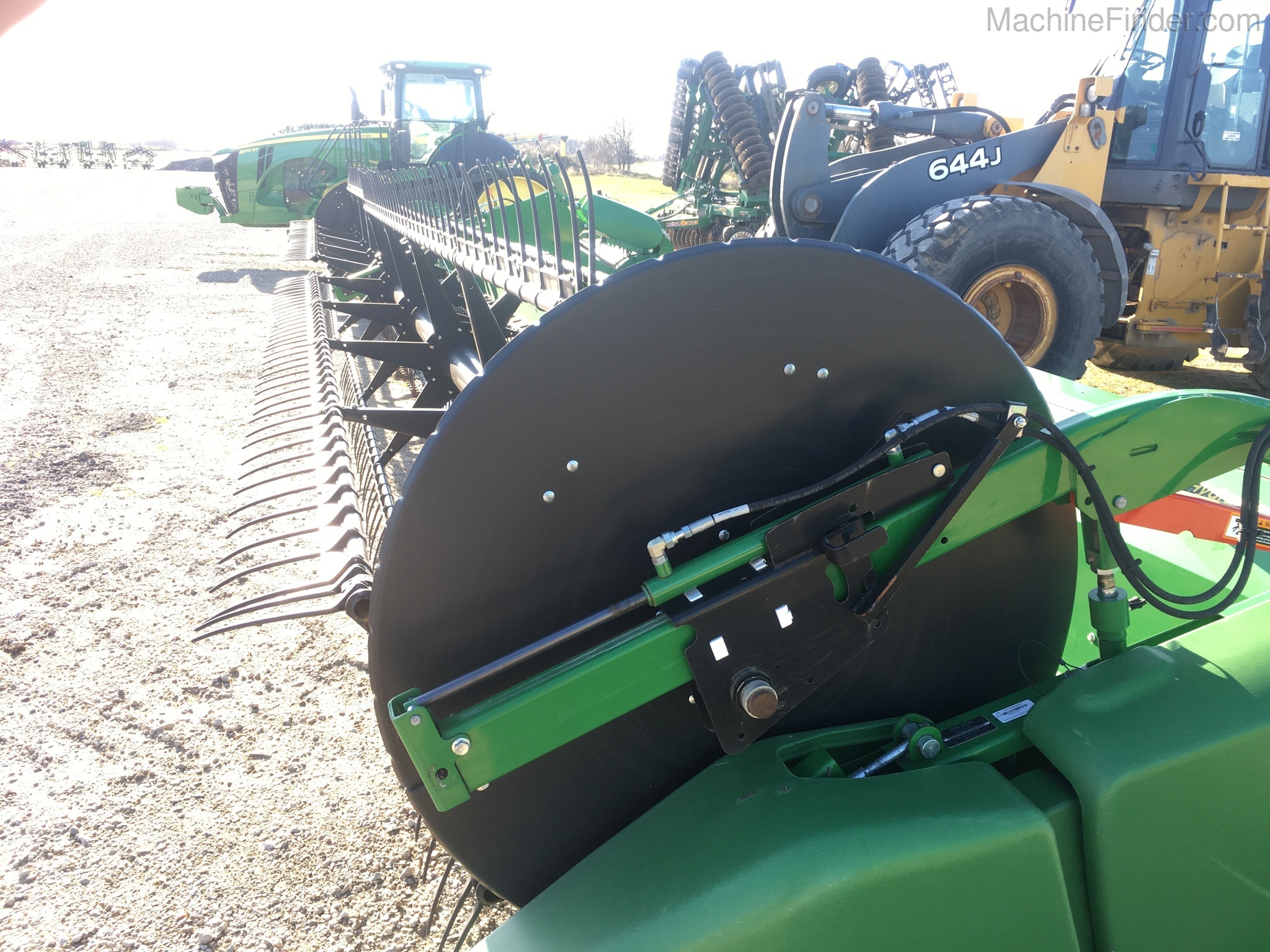 2015 John Deere 640FD Image 3