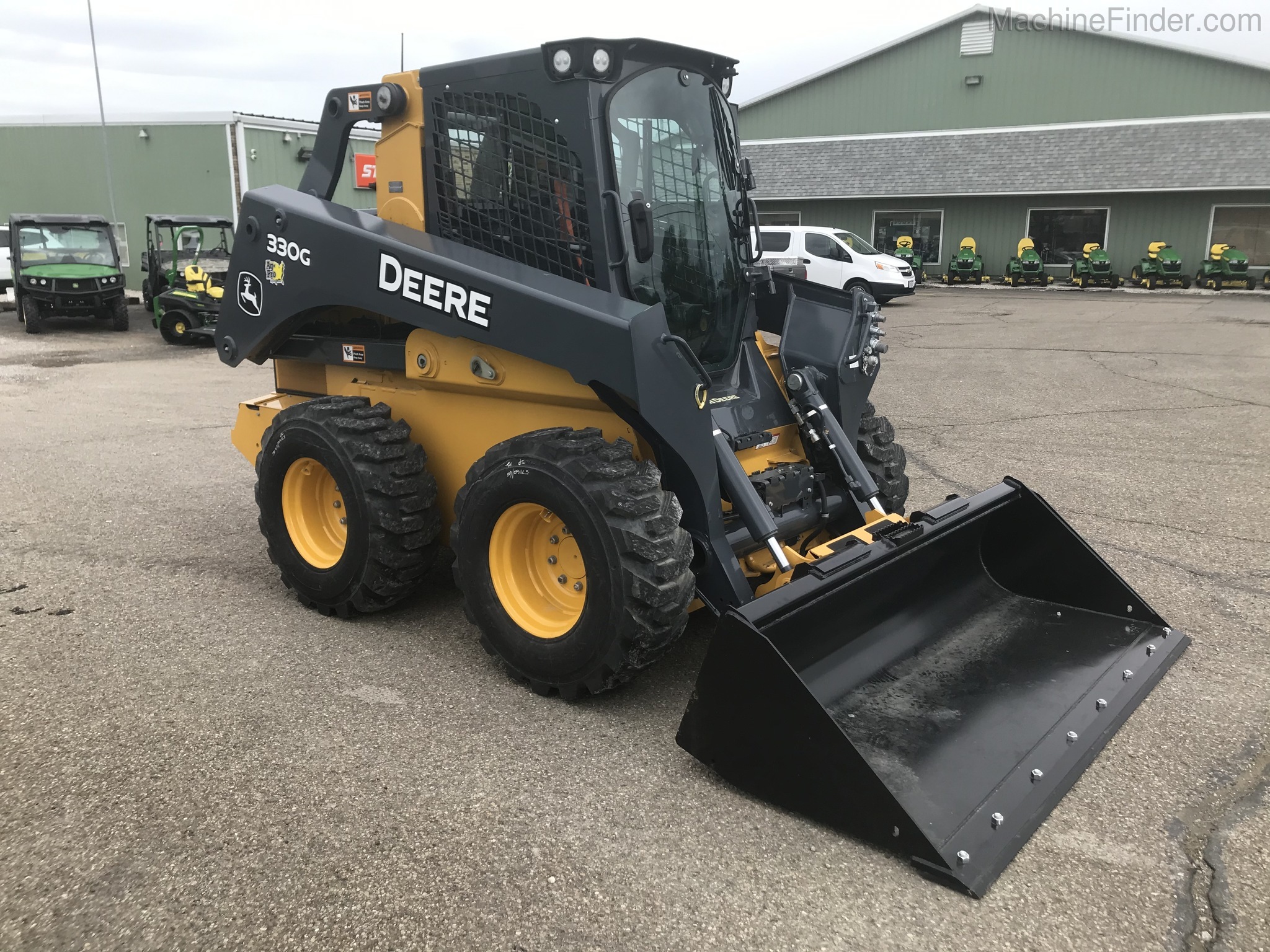 2018 John Deere 330G Image 7