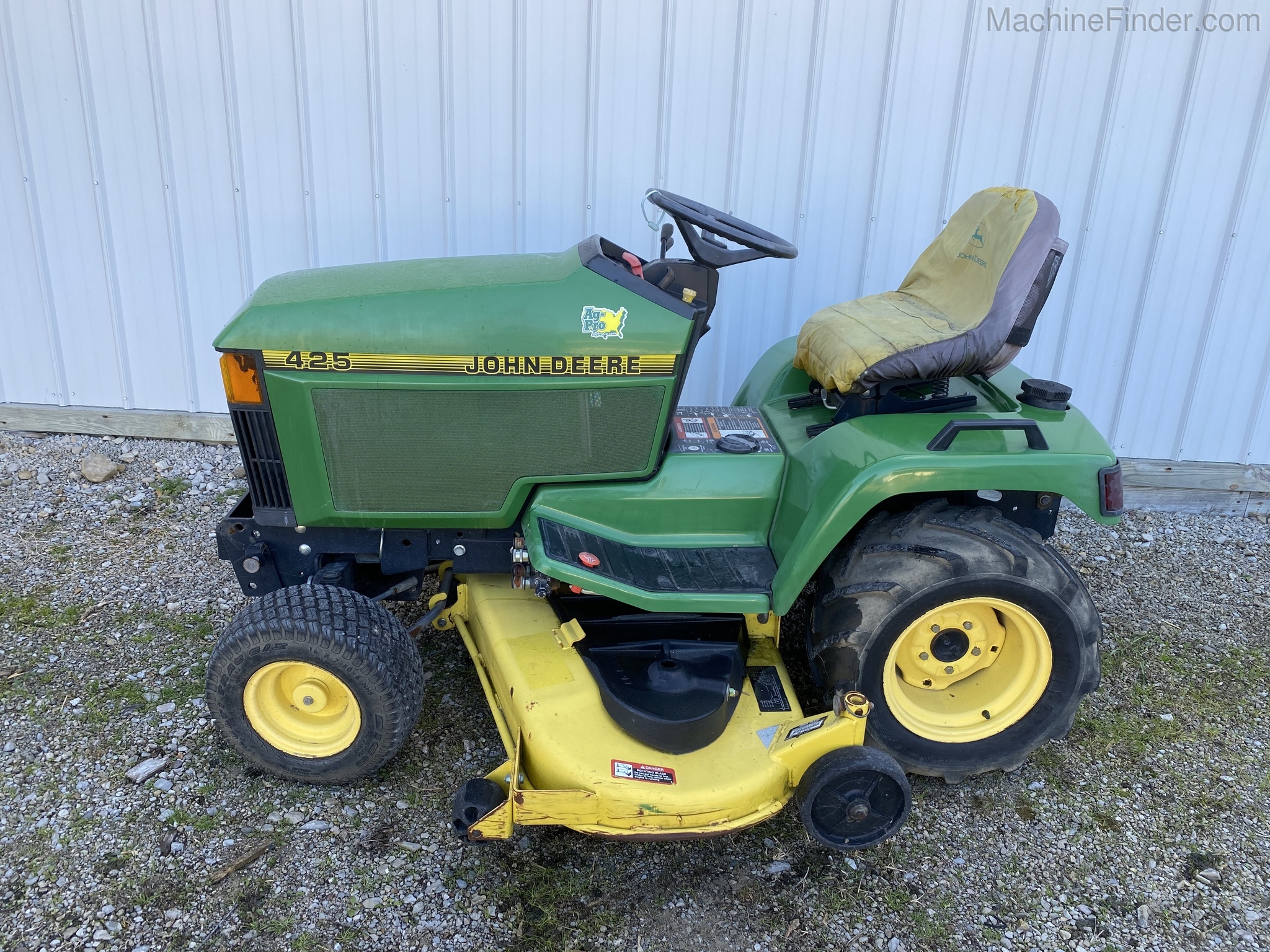 1996 John Deere 425 Image 1