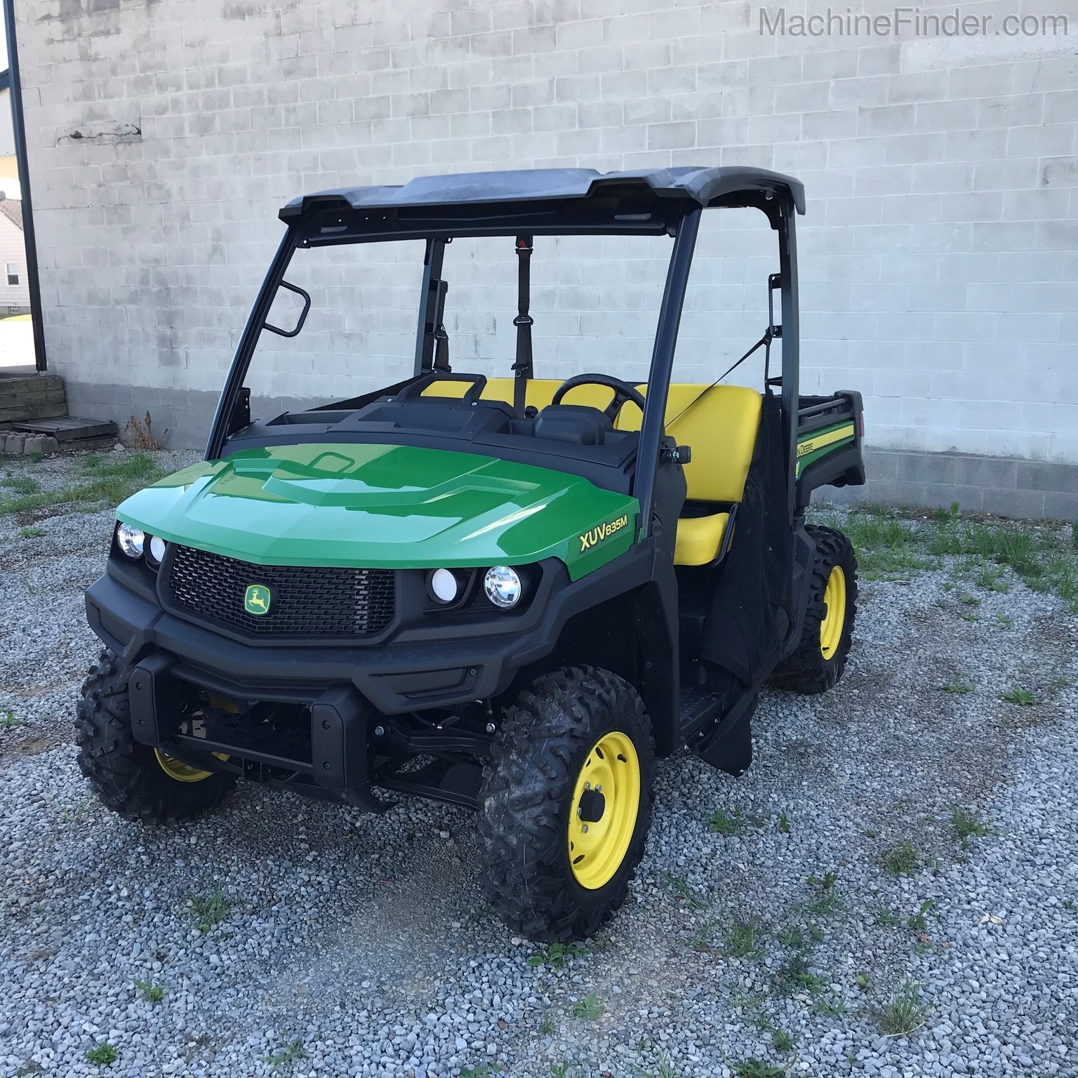 2020 John Deere 835M Image 1