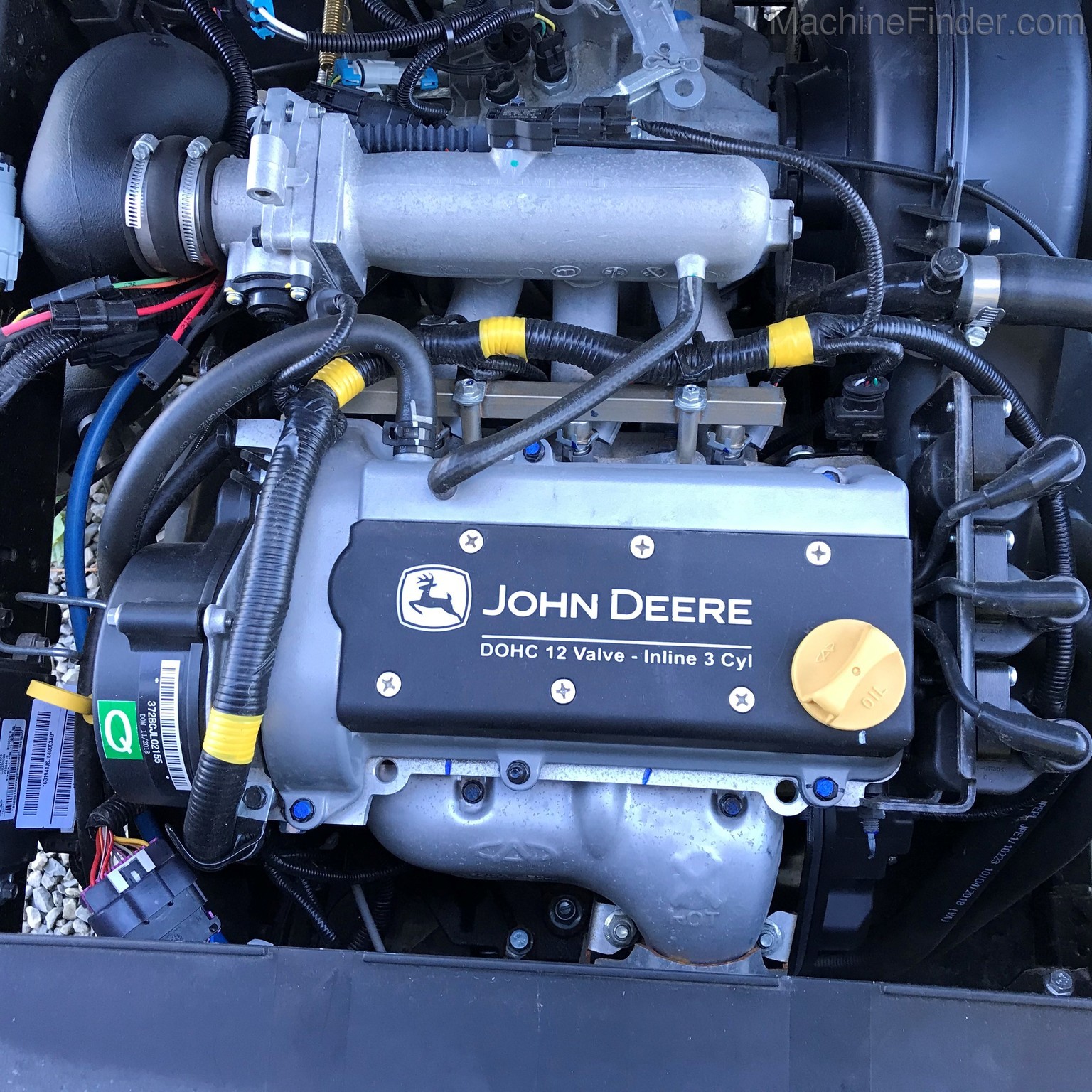 2020 John Deere 835M Image 9