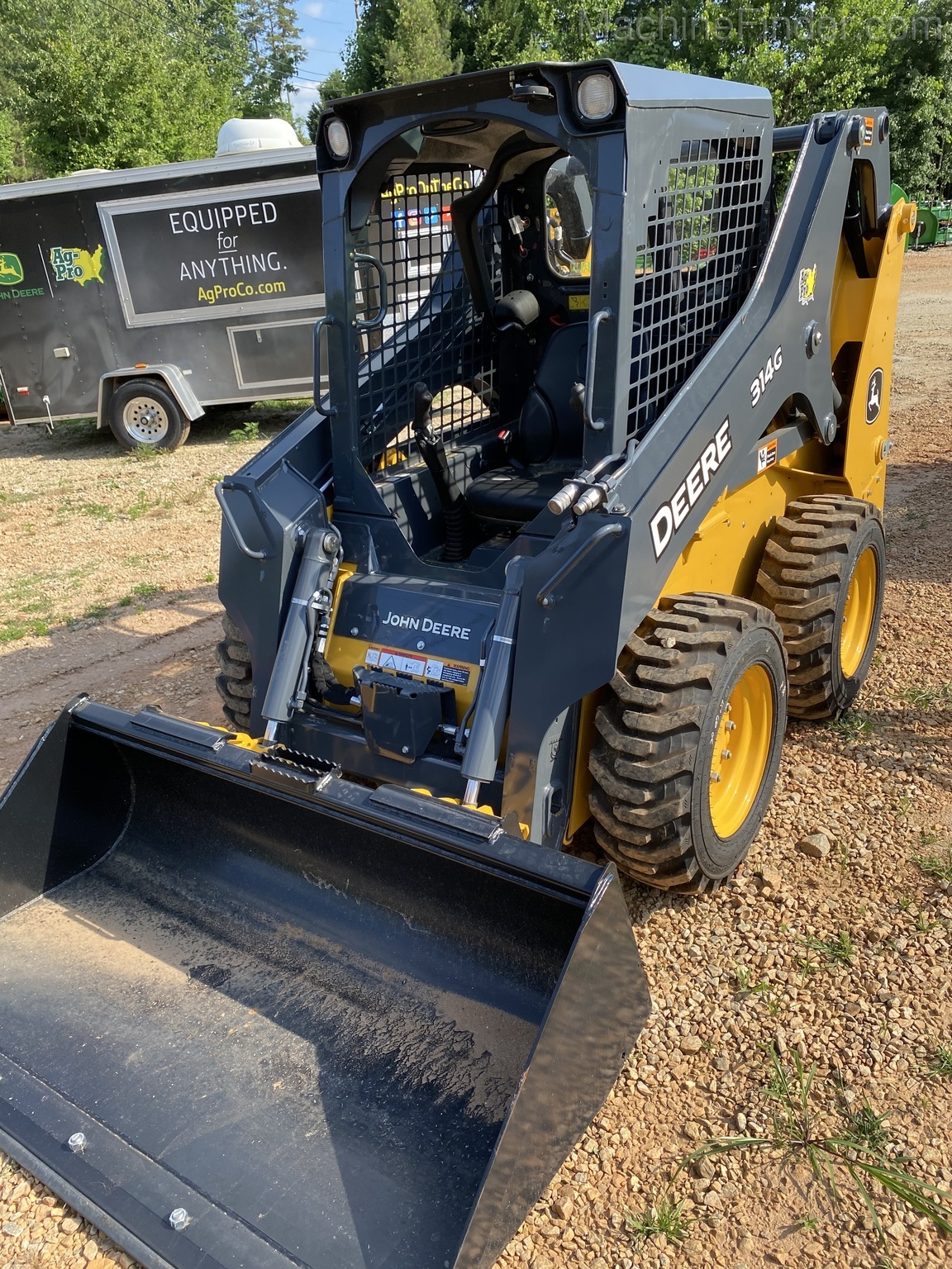 2019 John Deere 314G Image 2