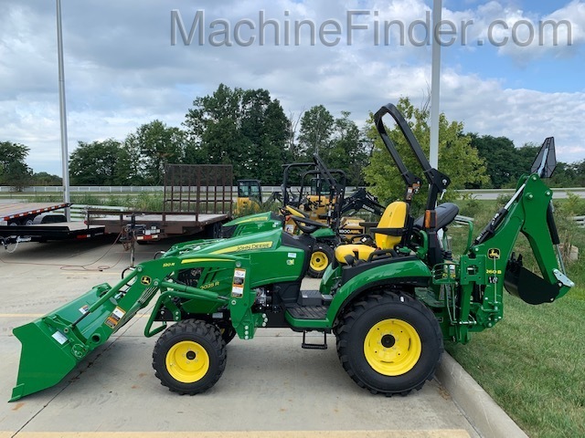 2020 John Deere 2025R TLB Image 1