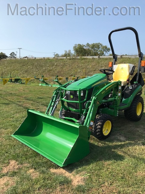 2020 John Deere 1025R Image 3