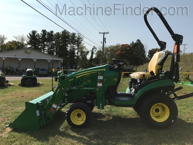 2020 John Deere 1025R Image 4