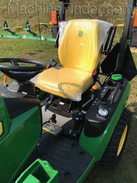 2020 John Deere 1025R Image 9