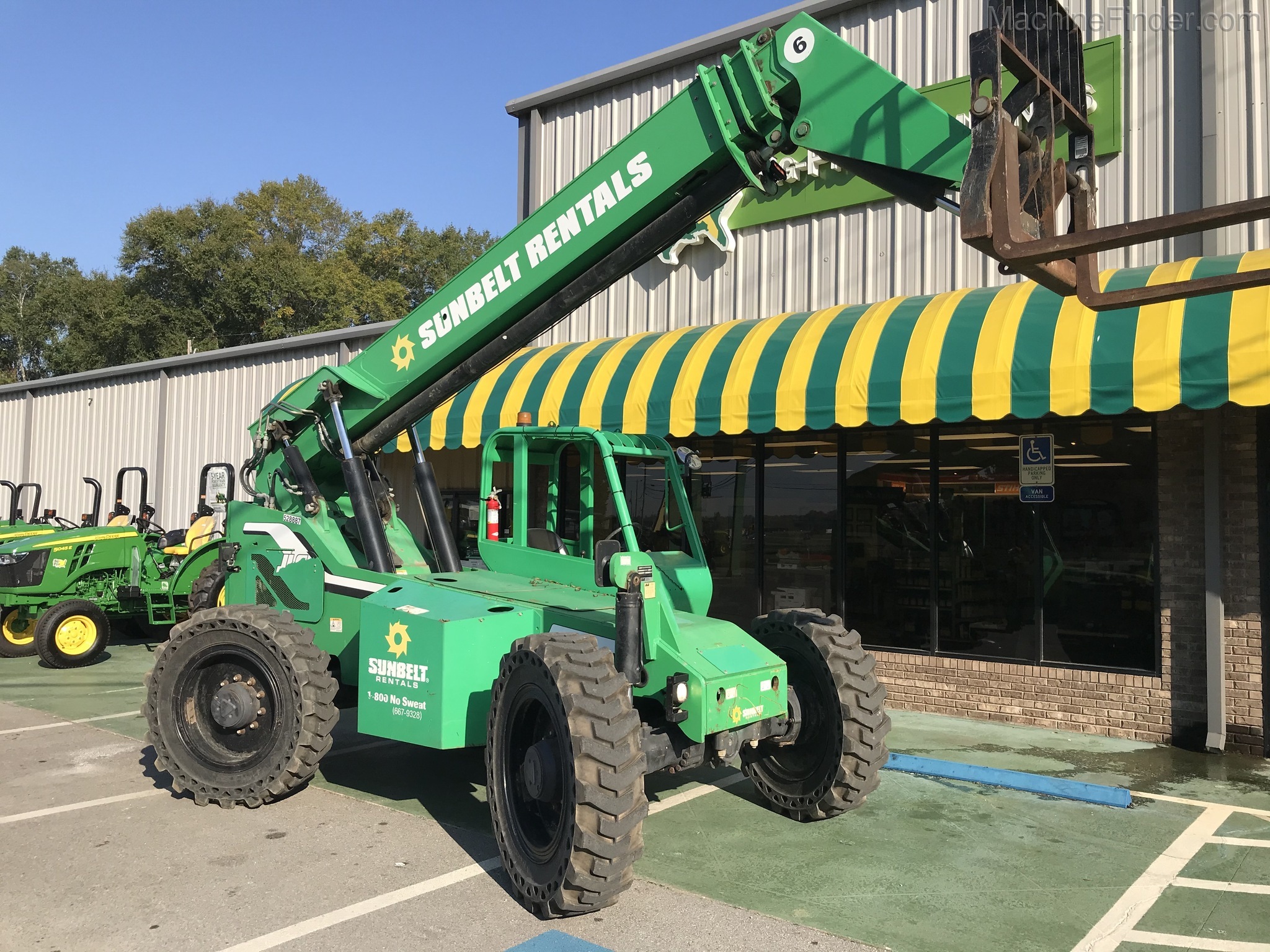 2013 Skytrak 6042 Image 1